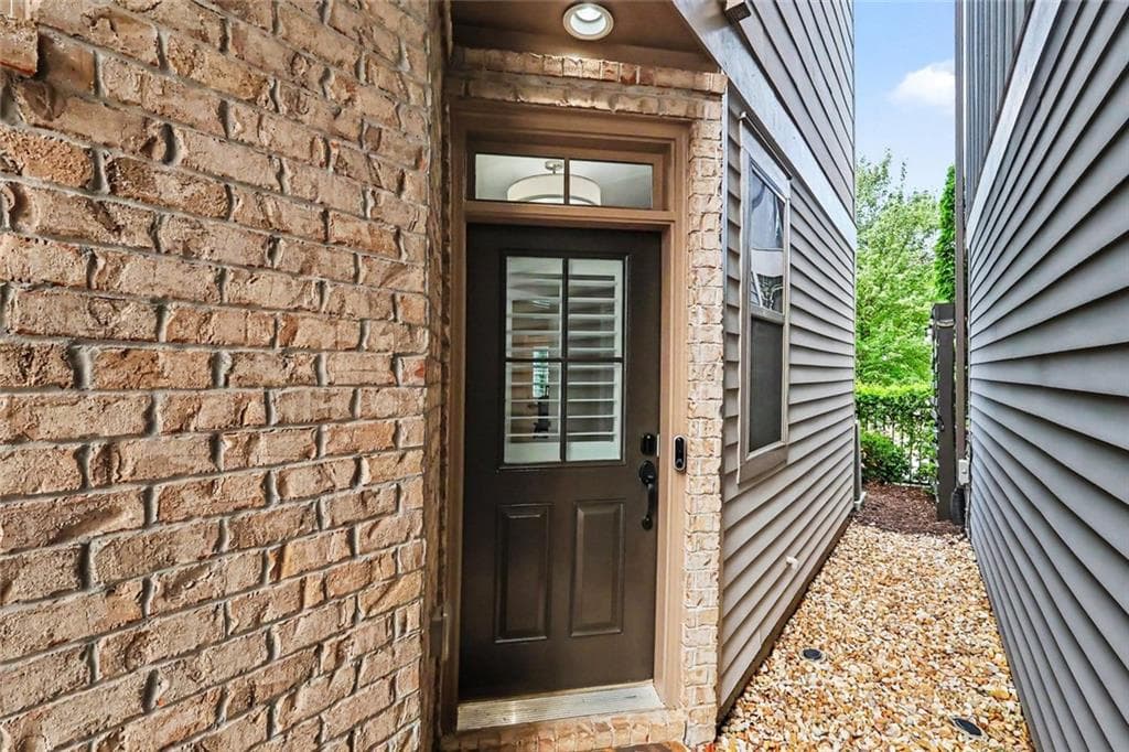 3 bedroom, 4 bathroom, 1,798 sq ft single family residence for sale at 1056 Moorewood Lane, Smyrna, GA 30080 — photo 4