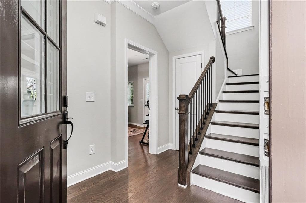3 bedroom, 4 bathroom, 1,798 sq ft single family residence for sale at 1056 Moorewood Lane, Smyrna, GA 30080 — photo 5