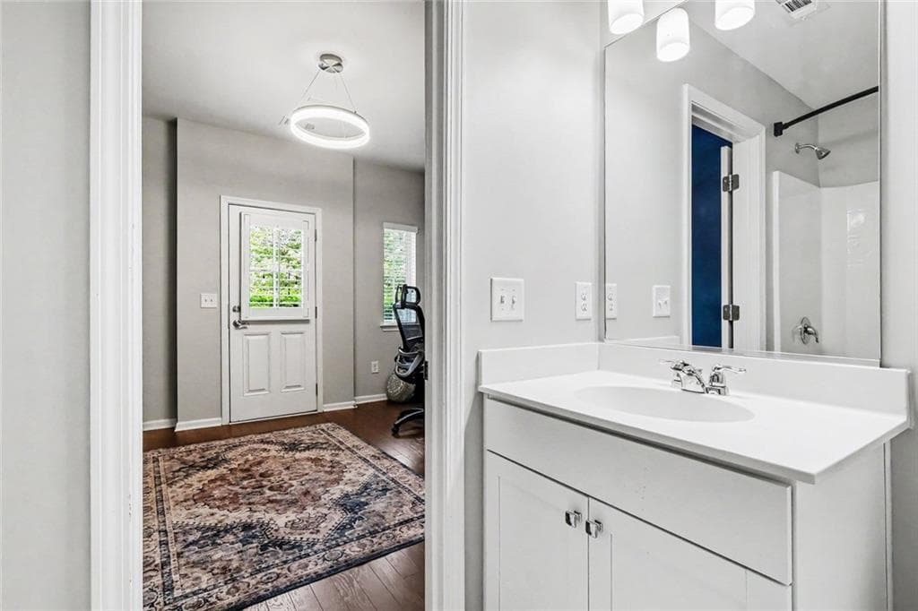 3 bedroom, 4 bathroom, 1,798 sq ft single family residence for sale at 1056 Moorewood Lane, Smyrna, GA 30080 — photo 9