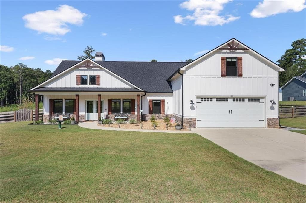 4 bedroom, 3 bathroom, 2,405 sq ft single family residence for sale at 425 Rc Thompson Road, Dallas, GA 30157