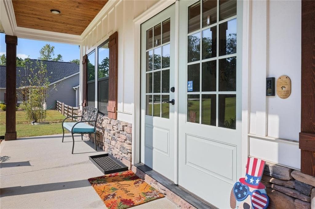 4 bedroom, 3 bathroom, 2,405 sq ft single family residence for sale at 425 Rc Thompson Road, Dallas, GA 30157 — photo 2