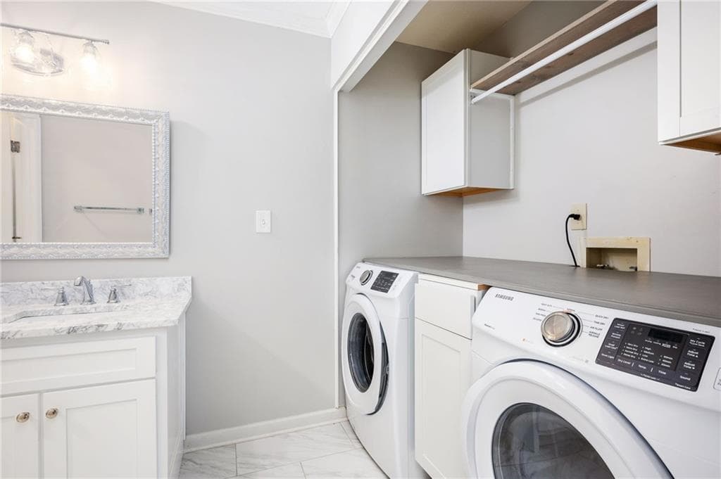 2 bedroom, 2 bathroom, 1,504 sq ft condominium for rent at 4303 Pine Heights Drive 4303, Atlanta, GA 30324 for $2,200 a month — photo 10