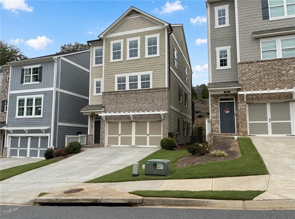 4 bedroom, 5 bathroom, 2,546 sq ft single family residence for sale at 674 Crosshaven Drive, Marietta, GA 30066
