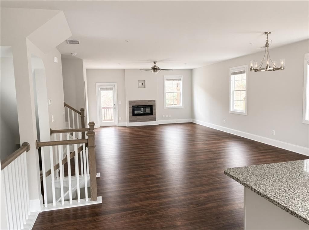 4 bedroom, 5 bathroom, 2,546 sq ft single family residence for sale at 674 Crosshaven Drive, Marietta, GA 30066 — photo 5