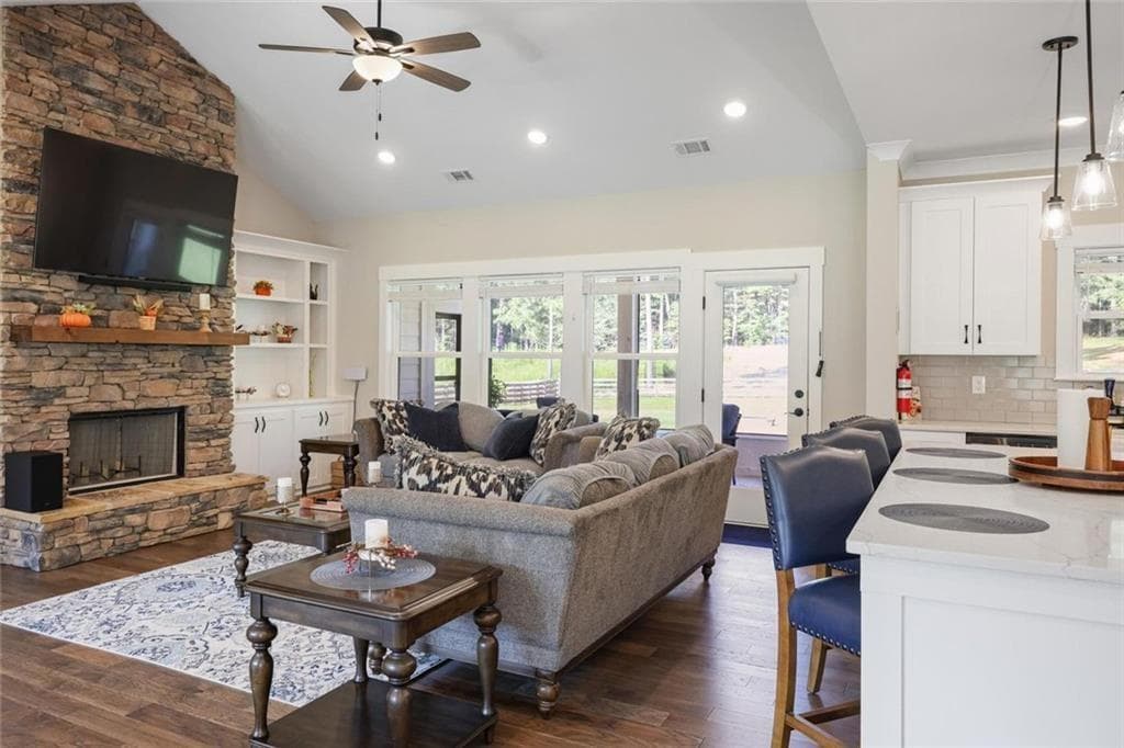4 bedroom, 3 bathroom, 2,405 sq ft single family residence for sale at 425 Rc Thompson Road, Dallas, GA 30157 — photo 10