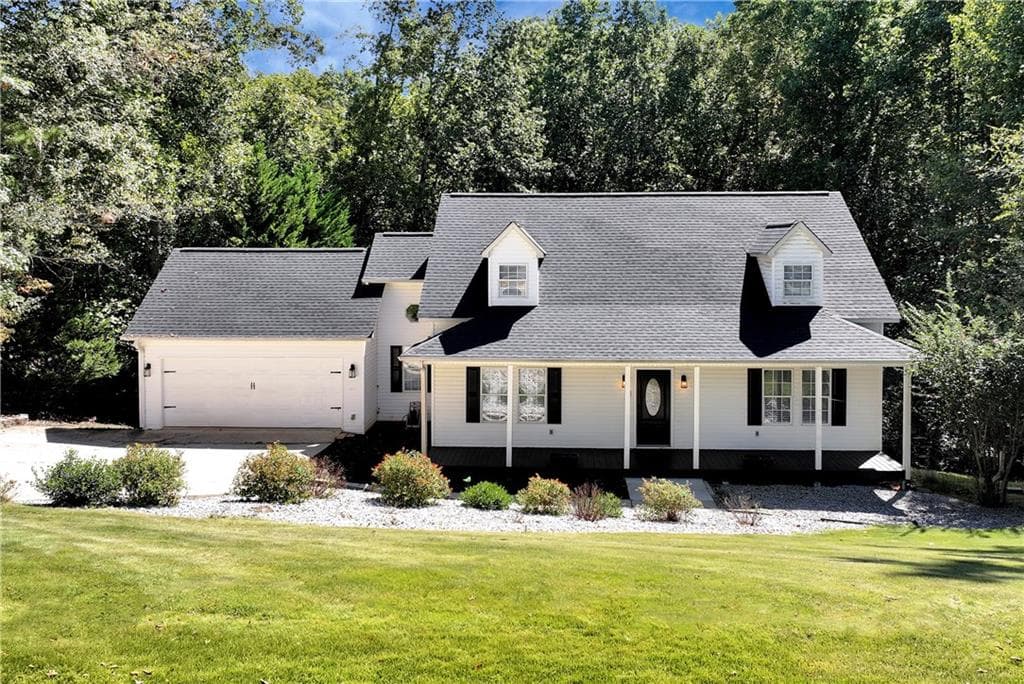 3 bedroom, 3 bathroom, 3,132 sq ft single family residence for sale at 3715 Shope Road, Gainesville, GA 30506