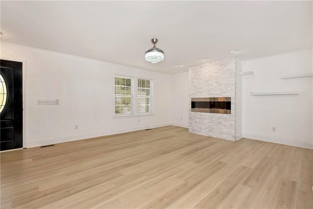 3 bedroom, 3 bathroom, 3,132 sq ft single family residence for sale at 3715 Shope Road, Gainesville, GA 30506 — photo 5