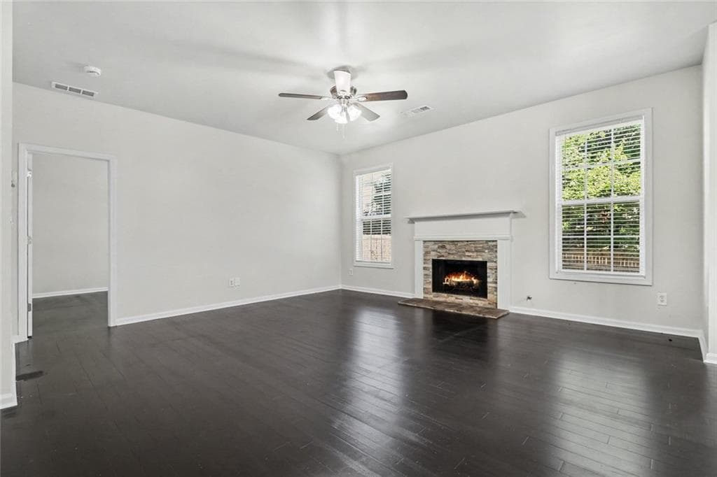 5 bedroom, 3 bathroom, 2,511 sq ft single family residence for sale at 1530 Dawn Valley Trail, Cumming, GA 30040 — photo 7