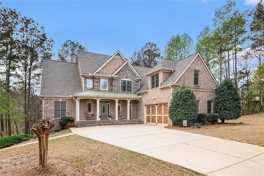 5 bedroom, 4 bathroom, 5,546 sq ft single family residence for sale at 7497 Treehouse Court, Douglasville, GA 30135 — photo 2