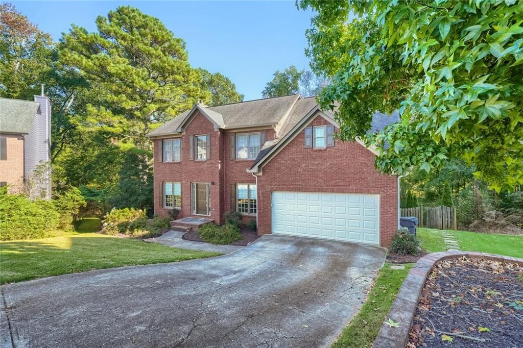 4 bedroom, 3 bathroom, 2,252 sq ft single family residence for sale at 525 Sartain Court, Johns Creek, GA 30097 — photo 4