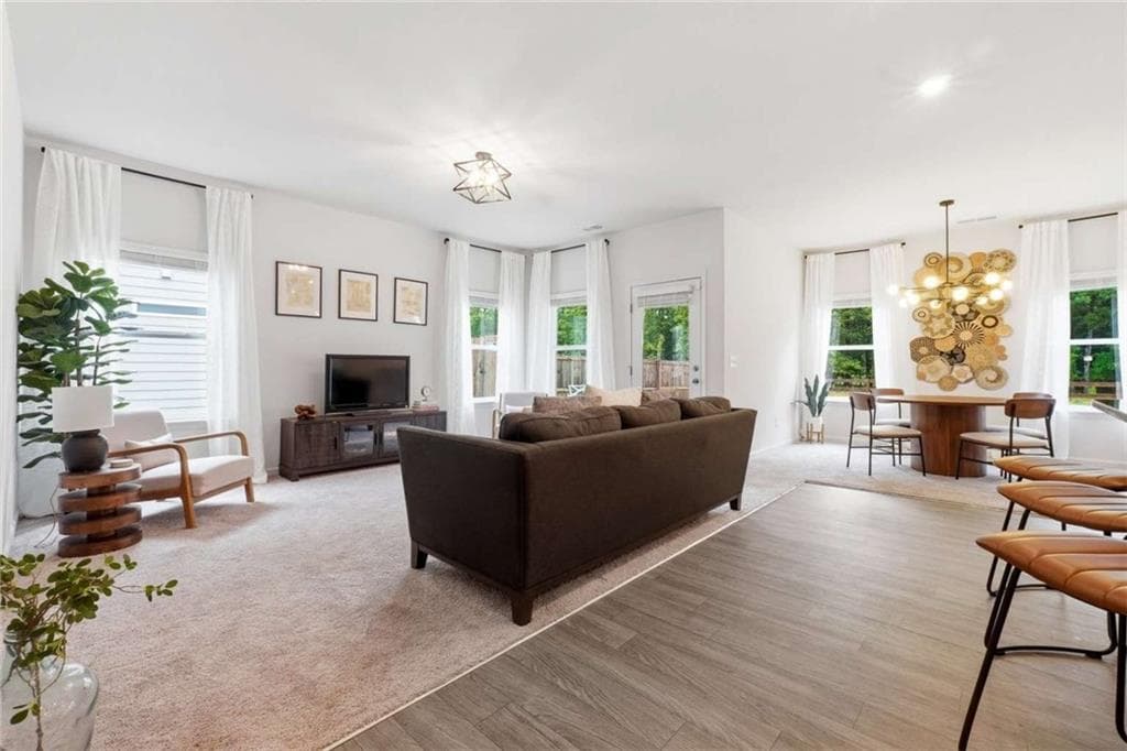 3 bedroom, 2 bathroom, 1,740 sq ft single family residence for sale at 120 Royal Oak Drive, Rome, GA 30165 — photo 6