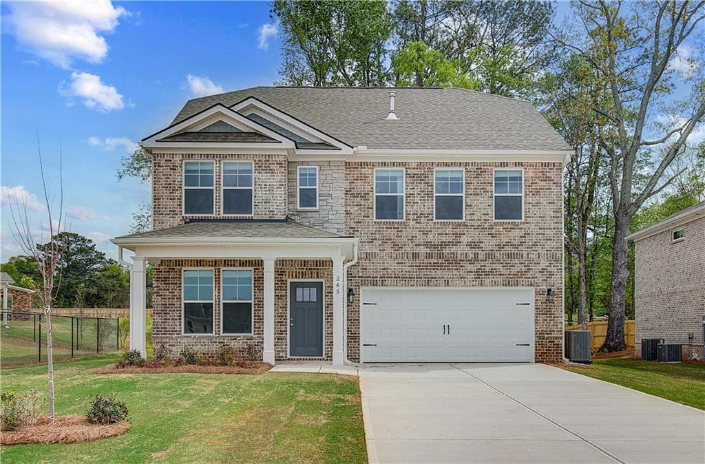 4 bedroom, 3 bathroom, 2,864 sq ft single family residence for sale at 261 Chiswick Loop, Stockbridge, GA 30281