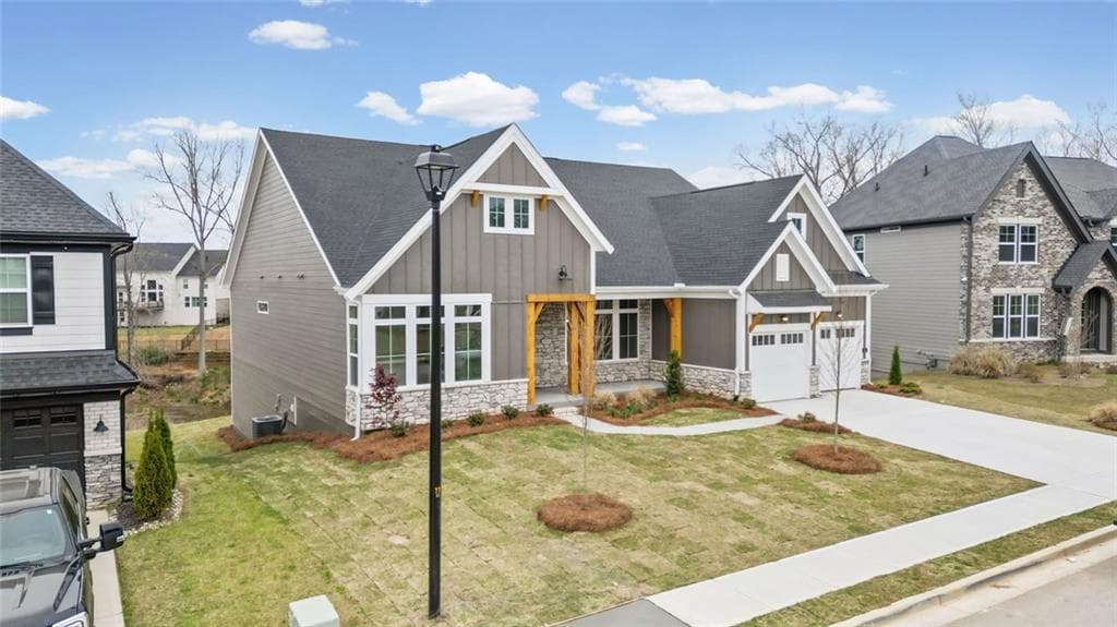 4 bedroom, 3 bathroom, 2,699 sq ft single family residence for sale at 82 Clear Lake Parkway, Hoschton, GA 30548 — photo 3