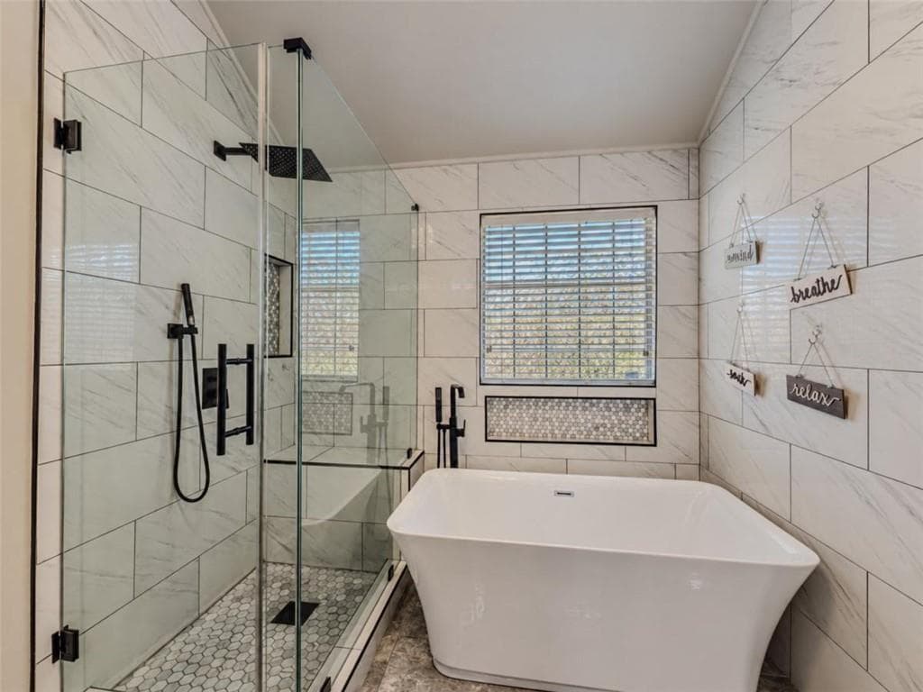5 bedroom, 3 bathroom, 2,974 sq ft single family residence for sale at 4896 Laythan Jace Court, Snellville, GA 30039 — photo 5