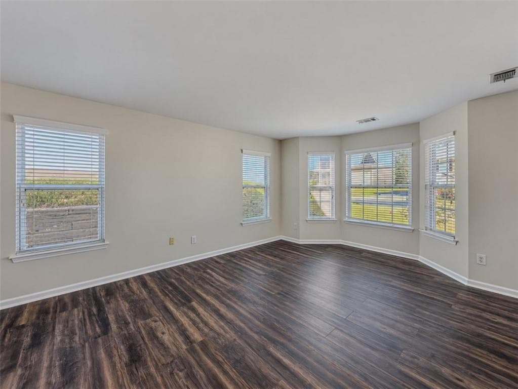 5 bedroom, 3 bathroom, 2,974 sq ft single family residence for sale at 4896 Laythan Jace Court, Snellville, GA 30039 — photo 10