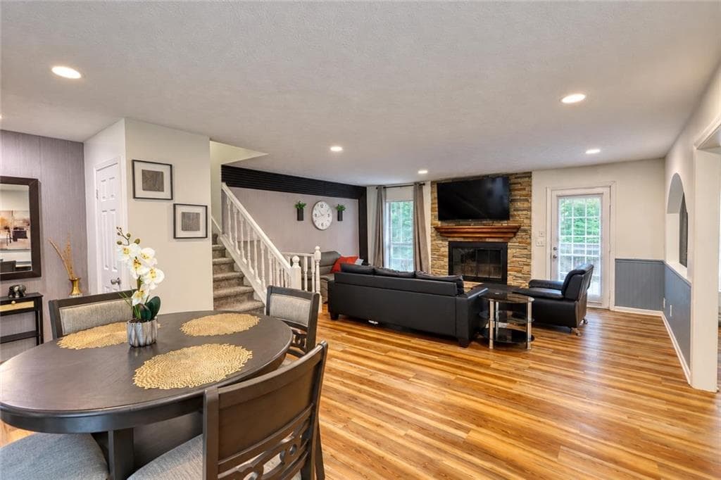 6 bedroom, 4 bathroom, 2,570 sq ft single family residence for sale at 1173 Mill Ridge, Lawrenceville, GA 30046 — photo 6