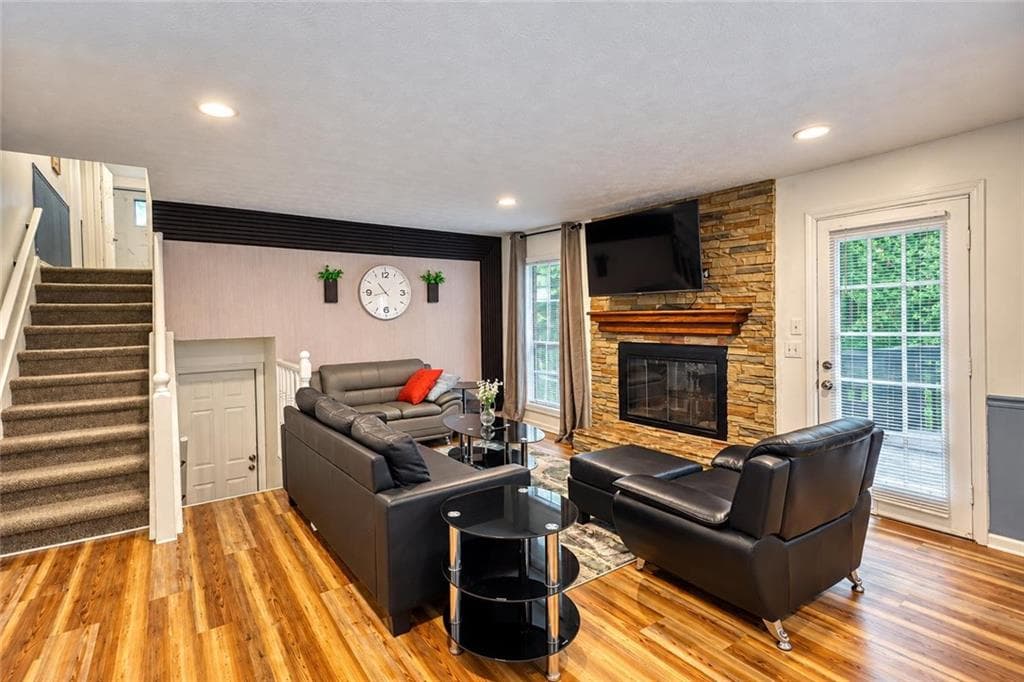 6 bedroom, 4 bathroom, 2,570 sq ft single family residence for sale at 1173 Mill Ridge, Lawrenceville, GA 30046 — photo 8