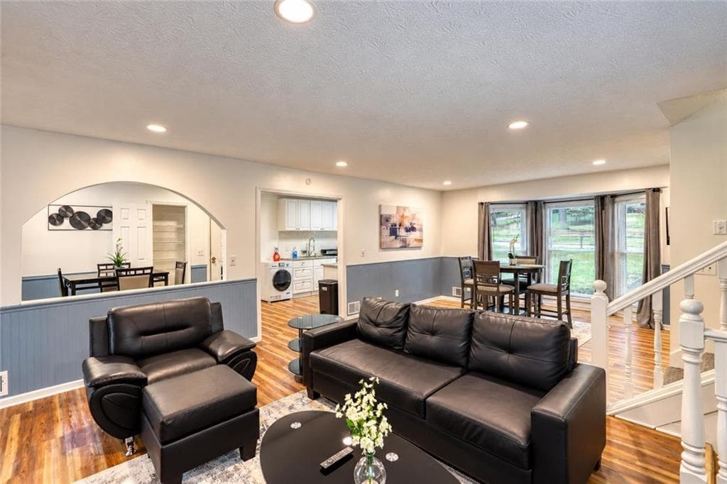 6 bedroom, 4 bathroom, 2,570 sq ft single family residence for sale at 1173 Mill Ridge, Lawrenceville, GA 30046 — photo 10