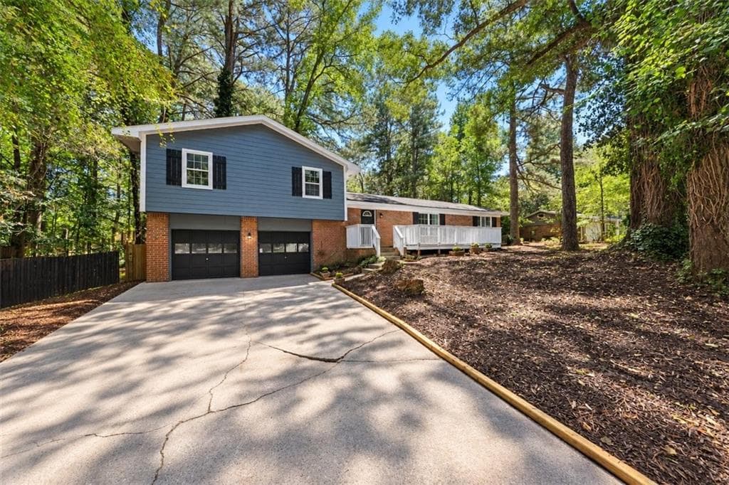 3 bedroom, 3 bathroom, 2,382 sq ft single family residence for sale at 3136 Bruckner Boulevard, Snellville, GA 30078 — photo 2
