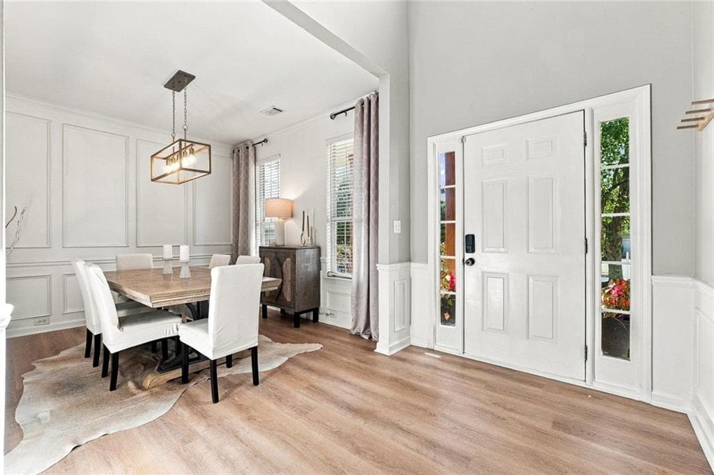 4 bedroom, 3 bathroom, 2,016 sq ft single family residence for sale at 1274 Dalesford Drive, Alpharetta, GA 30004 — photo 6