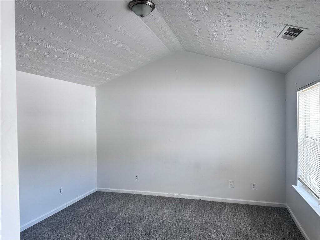 4 bedroom, 3 bathroom, 1,629 sq ft single family residence for sale at 9432 Lakeview Road, Union City, GA 30291 — photo 5