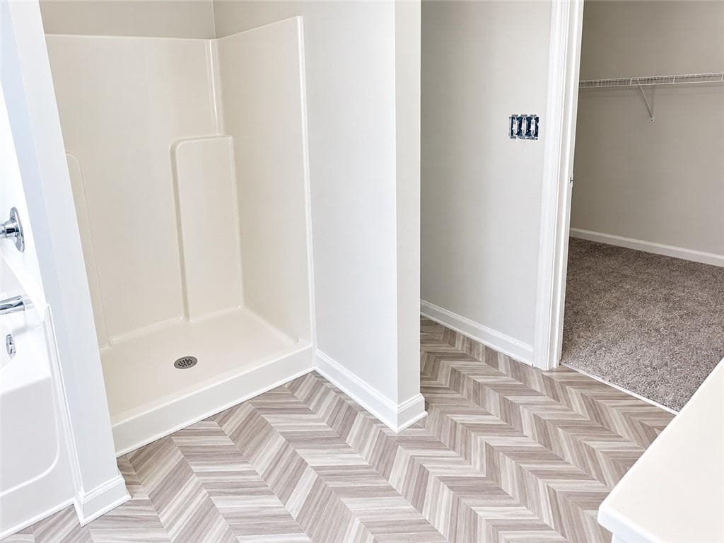 4 bedroom, 3 bathroom, 1,629 sq ft single family residence for sale at 9432 Lakeview Road, Union City, GA 30291 — photo 7