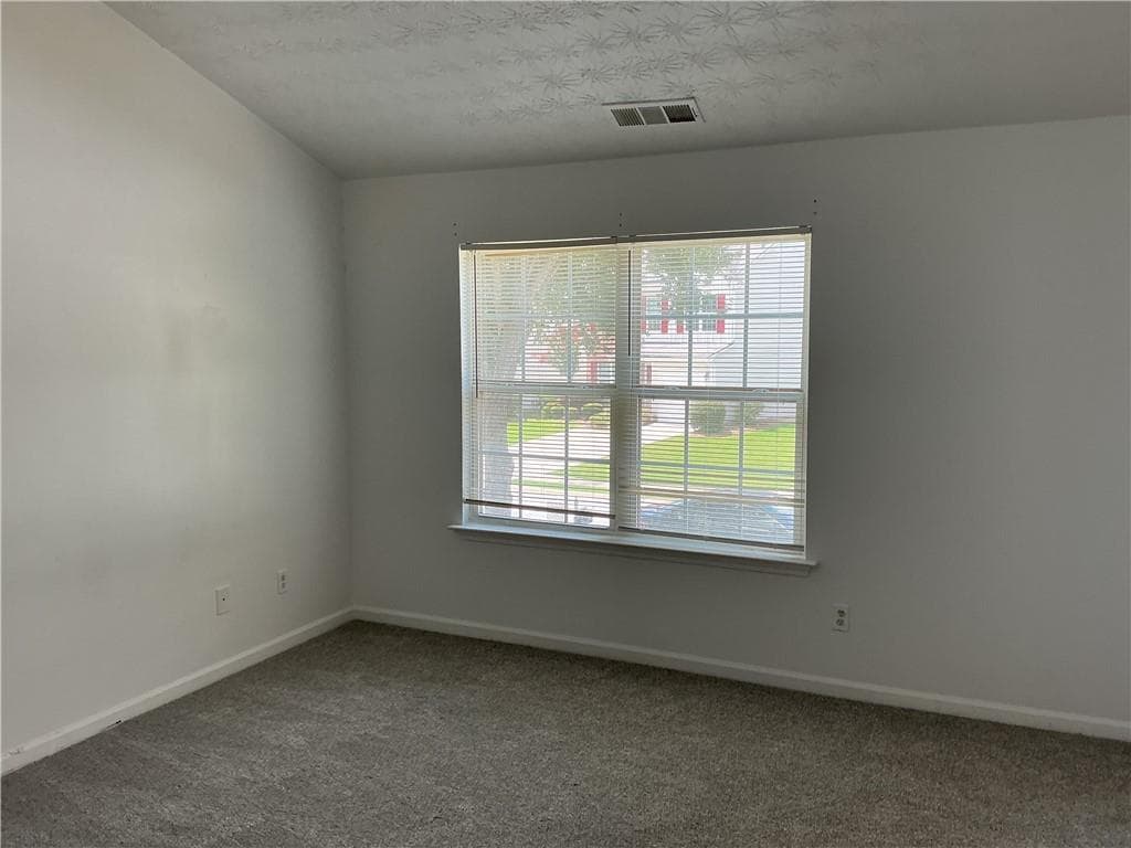 4 bedroom, 3 bathroom, 1,629 sq ft single family residence for sale at 9432 Lakeview Road, Union City, GA 30291 — photo 10