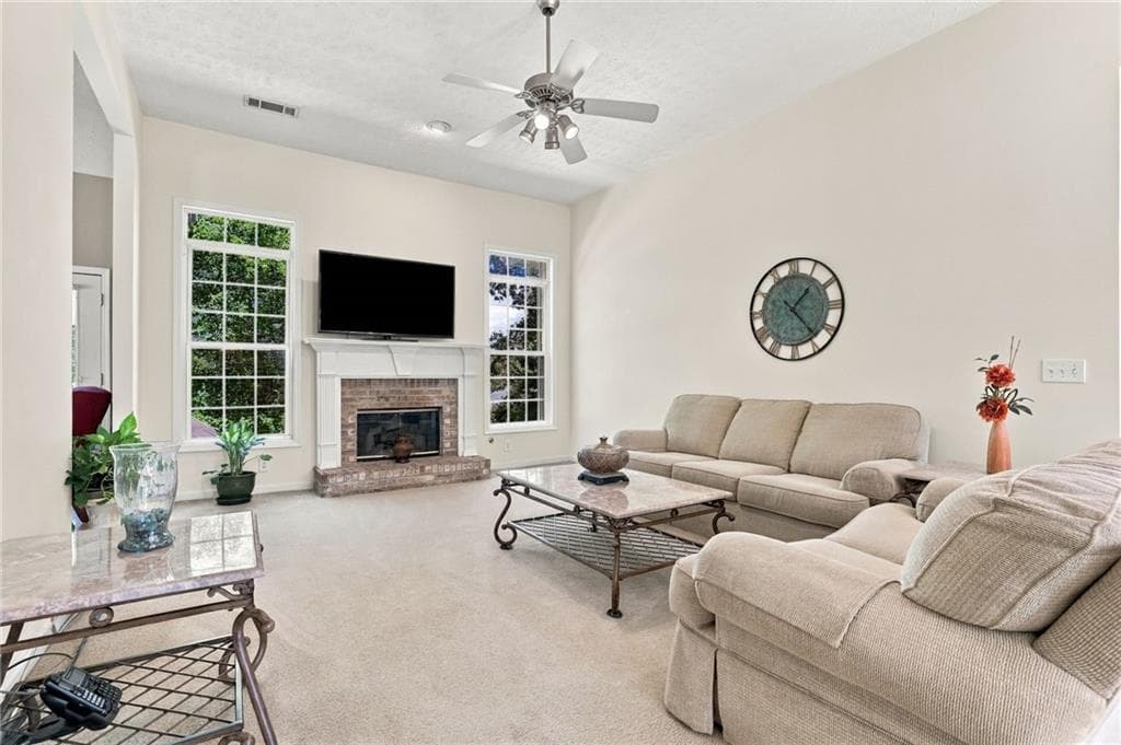 4 bedroom, 3 bathroom, 3,306 sq ft single family residence for sale at 174 Azalea Chase Drive, Suwanee, GA 30024 — photo 5