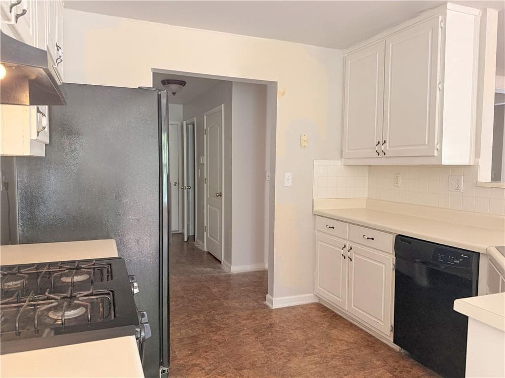 3 bedroom, 2 bathroom, 1,560 sq ft single family residence for sale at 1759 Portwest Way, Hampton, GA 30228 — photo 6