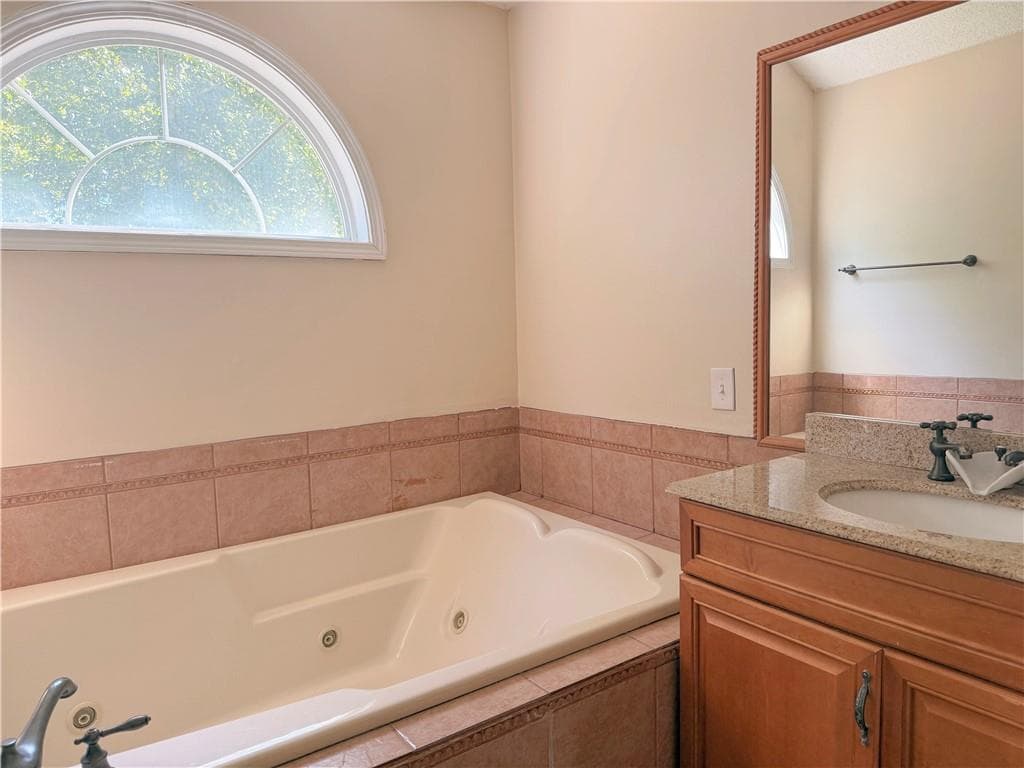 3 bedroom, 2 bathroom, 1,560 sq ft single family residence for sale at 1759 Portwest Way, Hampton, GA 30228 — photo 10