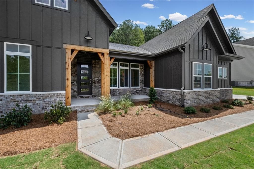 4 bedroom, 3 bathroom, 2,755 sq ft single family residence for sale at 718 Conley Drive, Canton, GA 30115 — photo 7