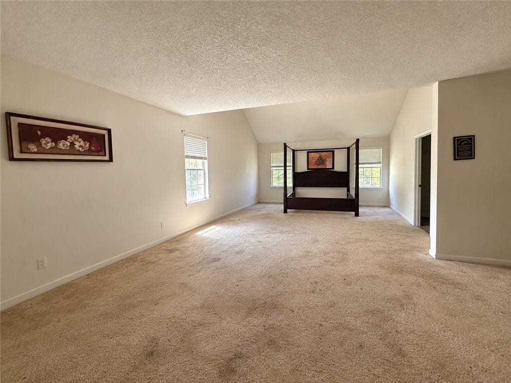 4 bedroom, 3 bathroom, 3,152 sq ft single family residence for sale at 580 Lakeridge Court, Covington, GA 30016 — photo 3