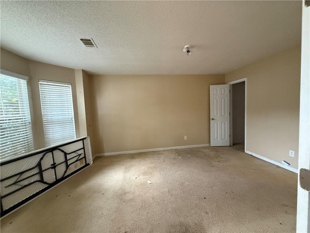 4 bedroom, 3 bathroom, 3,152 sq ft single family residence for sale at 580 Lakeridge Court, Covington, GA 30016 — photo 10