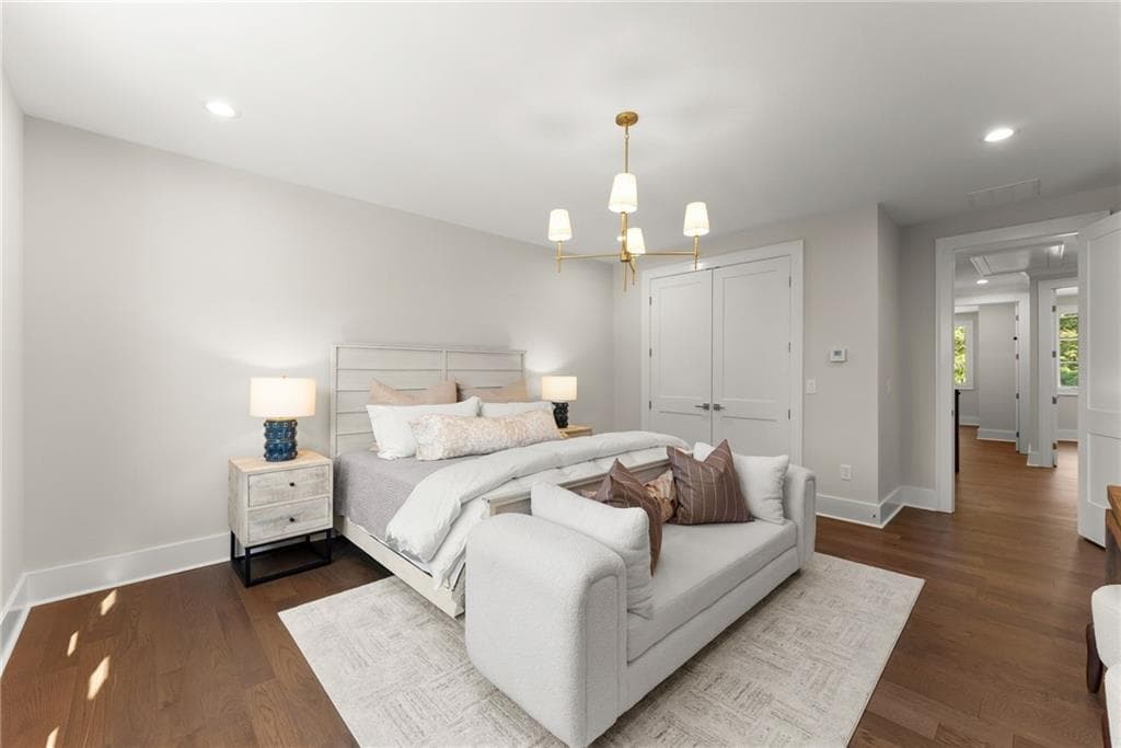 4 bedroom, 4 bathroom, 2,960 sq ft townhouse for sale at 1057 Riverside Drive, Gainesville, GA 30501 — photo 4