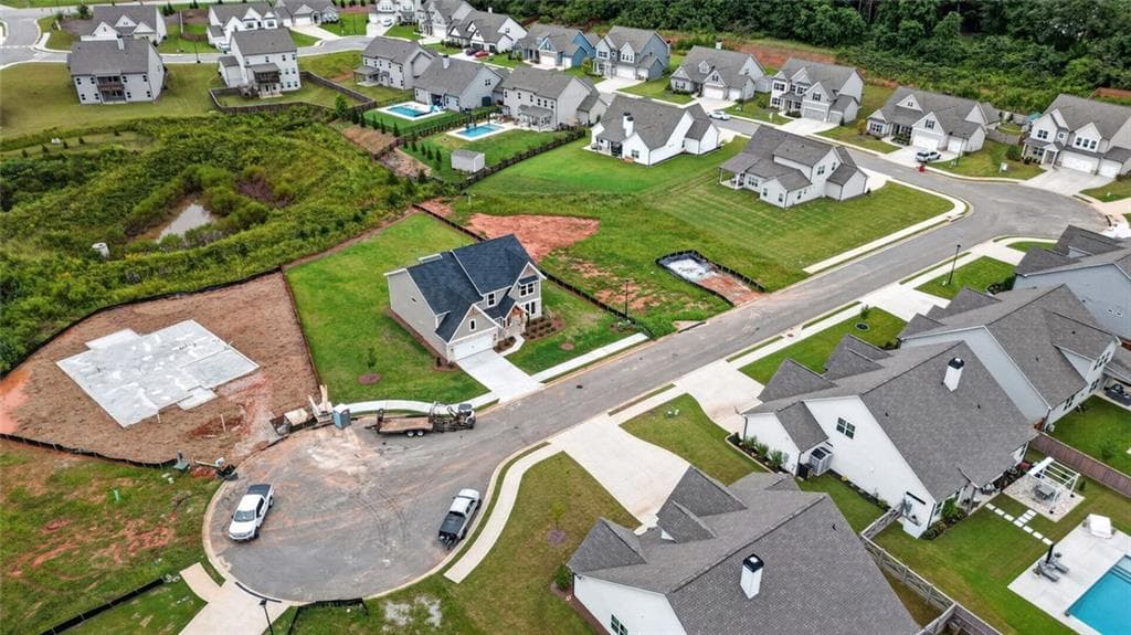 4 bedroom, 3 bathroom, 3,086 sq ft single family residence for sale at 320 Cherokee Rose Lane, Hoschton, GA 30548 — photo 2