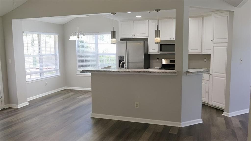 5 bedroom, 3 bathroom, 2,172 sq ft single family residence for sale at 205 Buffington Drive, Union City, GA 30291 — photo 6