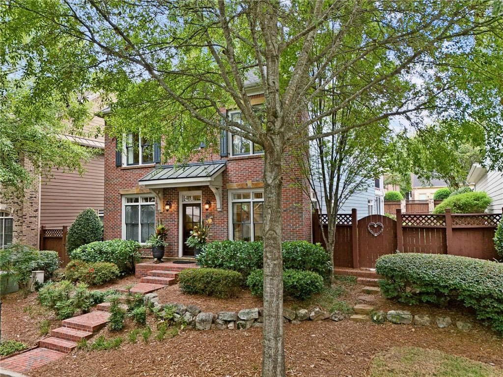 4 bedroom, 5 bathroom, 3,344 sq ft single family residence for sale at 530 Willow Oak Way, Roswell, GA 30076 — photo 2
