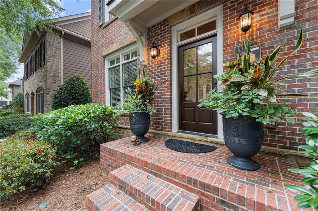 4 bedroom, 5 bathroom, 3,344 sq ft single family residence for sale at 530 Willow Oak Way, Roswell, GA 30076 — photo 4