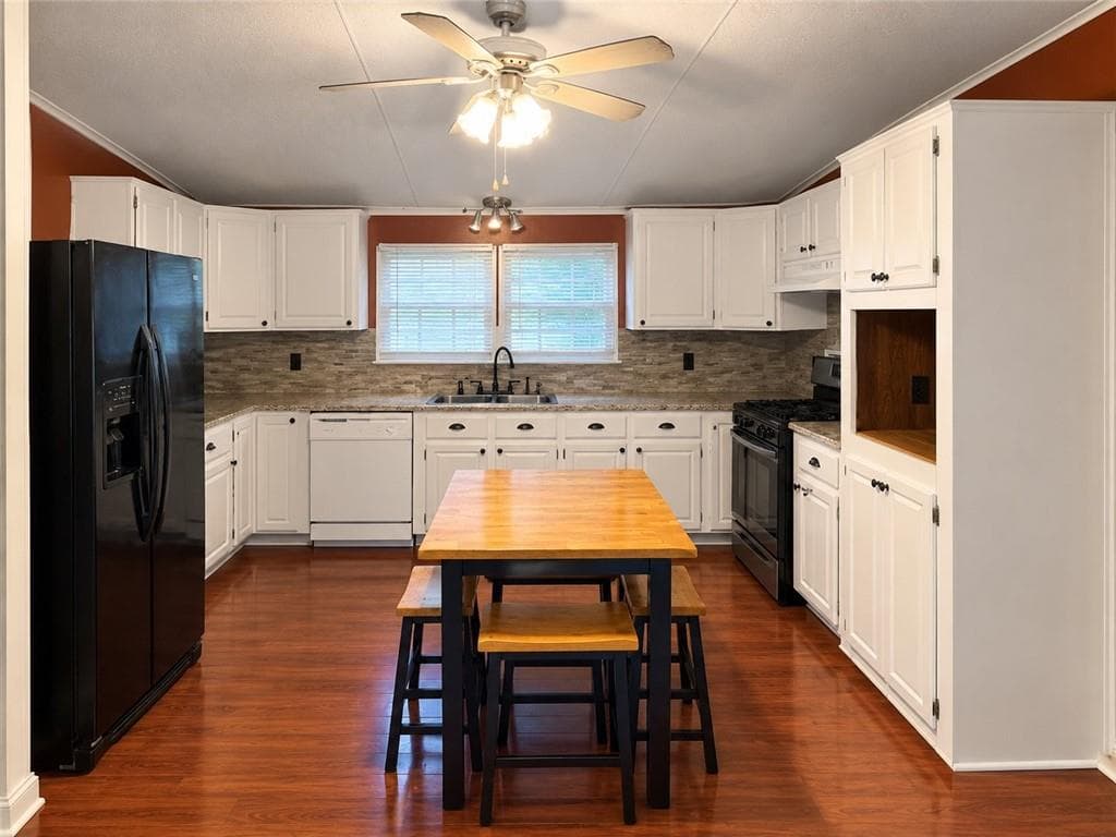 4 bedroom, 2 bathroom, 1,920 sq ft single family residence for sale at 766 Hickory Level, Villa Rica, GA 30180 — photo 5