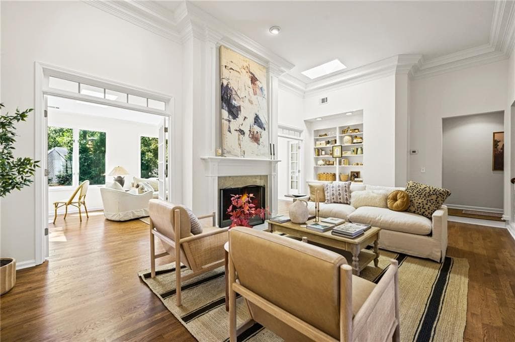 5 bedroom, 4 bathroom, 3,868 sq ft single family residence for sale at 1010 Brooksglen Drive, Roswell, GA 30075 — photo 6