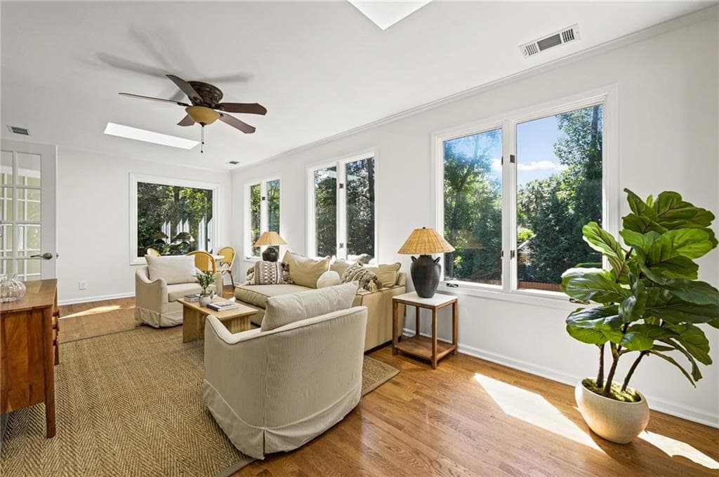5 bedroom, 4 bathroom, 3,868 sq ft single family residence for sale at 1010 Brooksglen Drive, Roswell, GA 30075 — photo 9