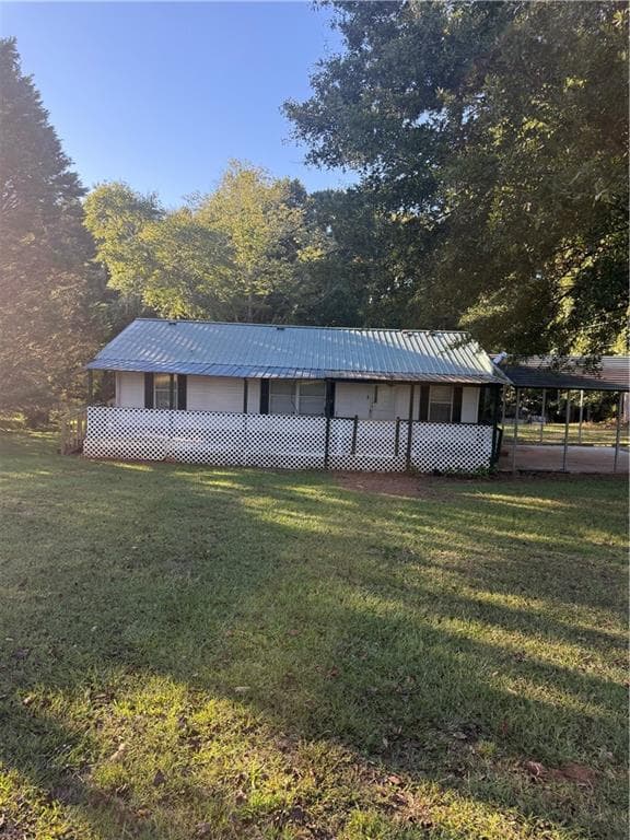 3 bedroom, 2 bathroom, 1,120 sq ft single family residence for sale at 4865 Poplar Springs Road, Gainesville, GA 30507 — photo 2