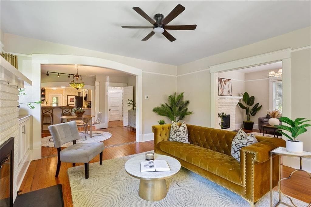 4 bedroom, 3 bathroom, 2,406 sq ft single family residence for sale at 3080 Lee Street, Smyrna, GA 30080 — photo 8