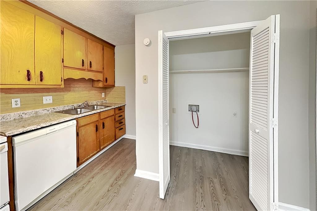 2 bedroom, 1 bathroom, 1,934 sq ft duplex for rent at 17 Fieldstone Court Apt B, Cartersville, GA 30121 for $1,195 a month — photo 6