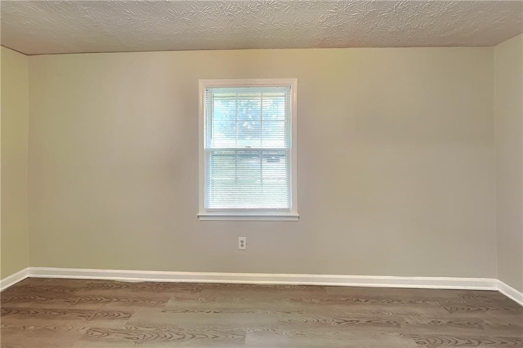 2 bedroom, 1 bathroom, 1,934 sq ft duplex for rent at 17 Fieldstone Court Apt B, Cartersville, GA 30121 for $1,195 a month — photo 7