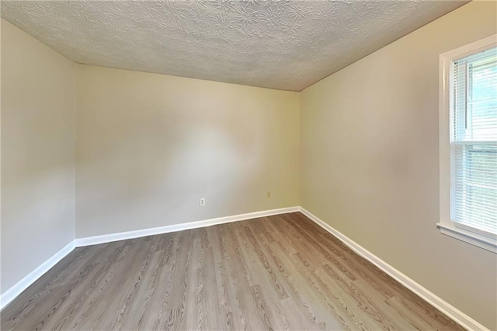 2 bedroom, 1 bathroom, 1,934 sq ft duplex for rent at 17 Fieldstone Court Apt B, Cartersville, GA 30121 for $1,195 a month — photo 8