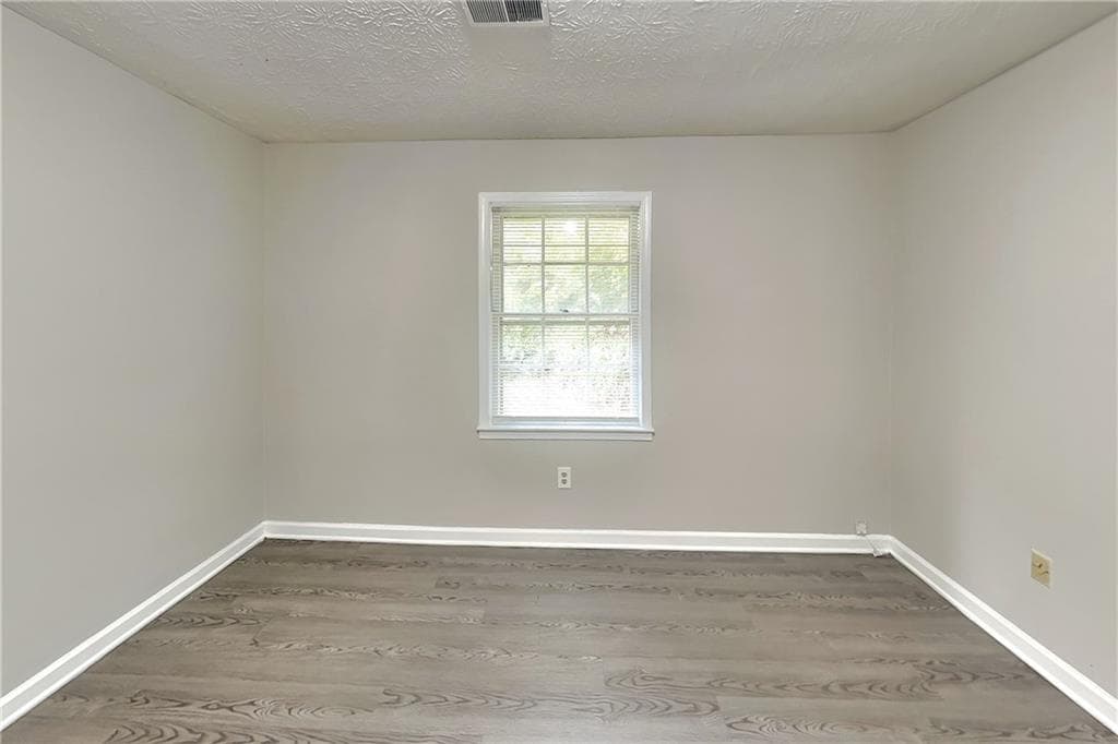 2 bedroom, 1 bathroom, 1,934 sq ft duplex for rent at 17 Fieldstone Court Apt B, Cartersville, GA 30121 for $1,195 a month — photo 9