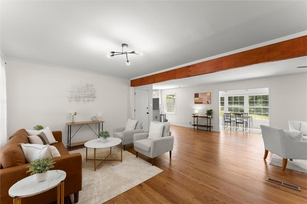 3 bedroom, 2 bathroom, 2,412 sq ft single family residence for sale at 1083 Amelia Drive, Marietta, GA 30060 — photo 2