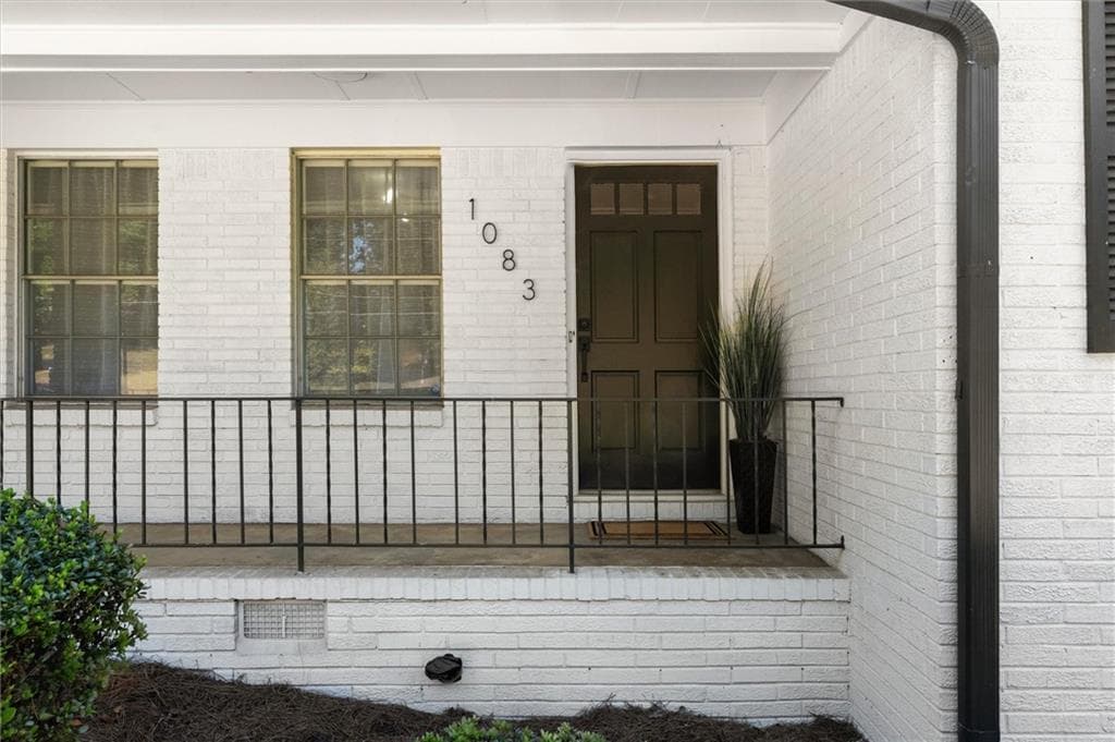 3 bedroom, 2 bathroom, 2,412 sq ft single family residence for sale at 1083 Amelia Drive, Marietta, GA 30060 — photo 5