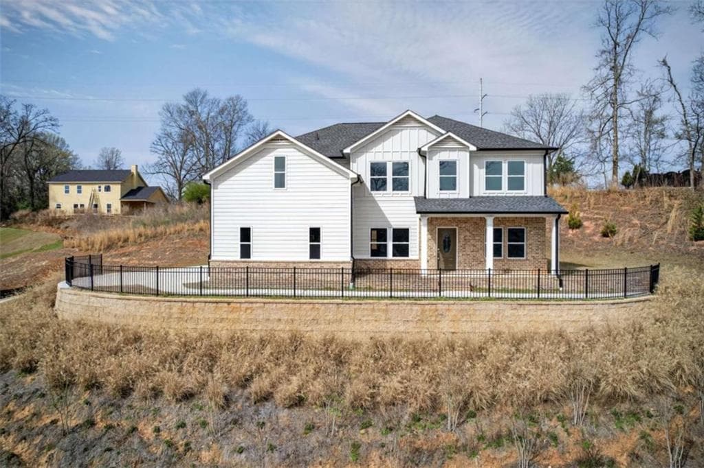 5 bedroom, 4 bathroom, 3,620 sq ft single family residence for sale at 1226 Bloomsbury Lane, Gainesville, GA 30501 — photo 7
